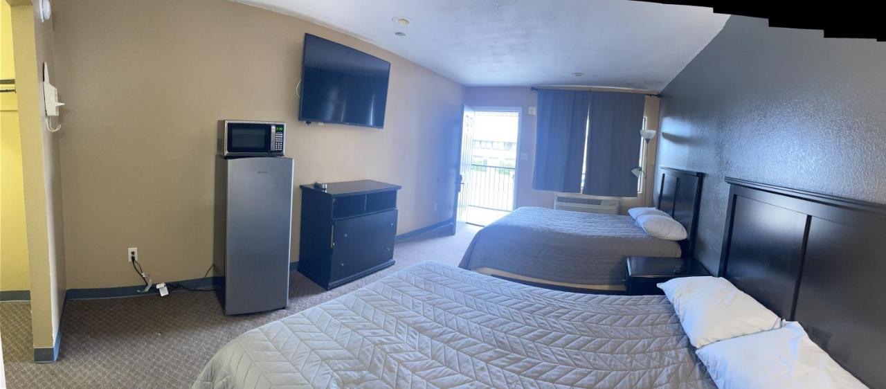 Best Budget Inn แบสทร็อป ภายนอก รูปภาพ
